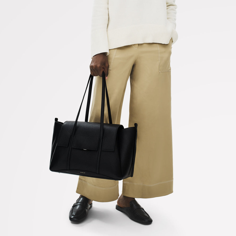 Black Large Flapover Shoulder Bag | Radley London outlet